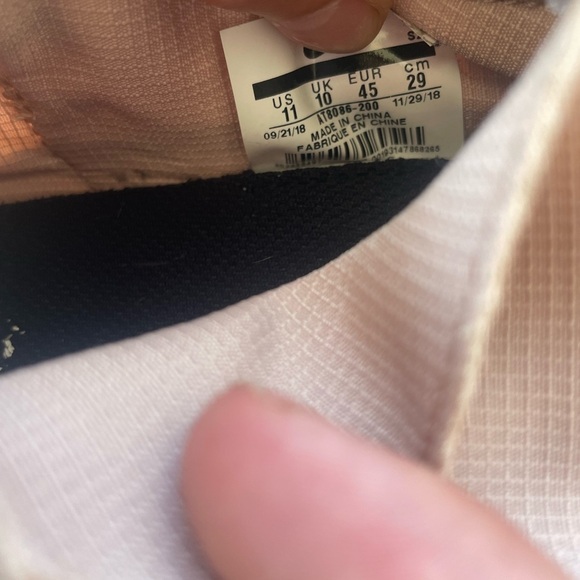 Nike Fear of God pink moc in particle beige - Picture 8 of 12